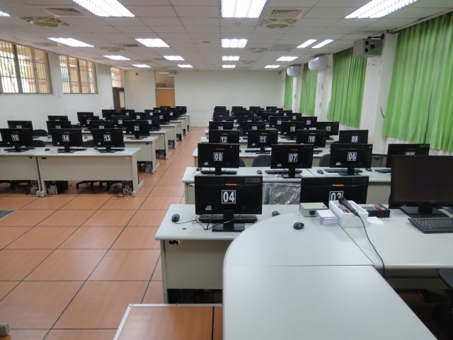 Link to Classroom A 國秀樓1F  K110-2